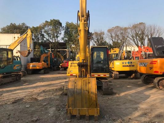ऊर्जा की बचत इस्तेमाल किया Komatsu PC130 6 क्रॉलर उच्च स्थिरता मूल रंग