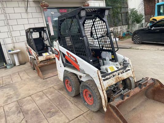 मूल रंग प्रयुक्त Bodcat S70 स्किड स्टीयर लोडर ईंधन दक्षता स्थिर संचालन