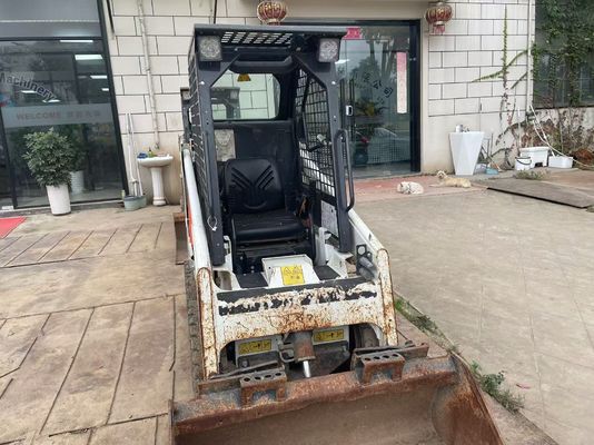 मूल रंग प्रयुक्त Bodcat S70 स्किड स्टीयर लोडर ईंधन दक्षता स्थिर संचालन