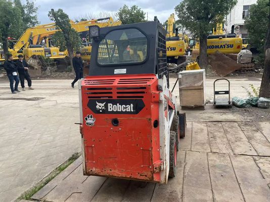 मूल रंग प्रयुक्त Bodcat S70 स्किड स्टीयर लोडर ईंधन दक्षता स्थिर संचालन