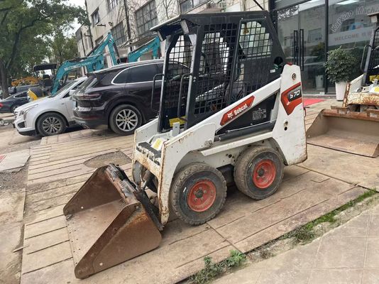 मूल रंग प्रयुक्त Bodcat S70 स्किड स्टीयर लोडर ईंधन दक्षता स्थिर संचालन