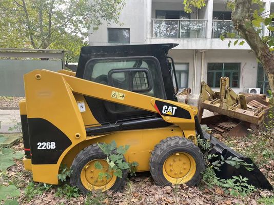 कुशल संचालन इस्तेमाल किया CAT 226B स्किड स्टीयर लोडर स्वचालित मूल संयुक्त राज्य अमेरिका