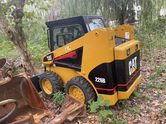 कुशल संचालन इस्तेमाल किया CAT 226B स्किड स्टीयर लोडर स्वचालित मूल संयुक्त राज्य अमेरिका