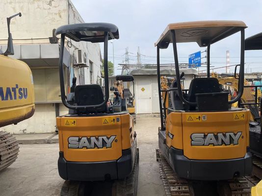 बगीचे में काम करने के लिए इस्तेमाल किया SANY SY16C मिनी खुदाई मशीन सुचारू संचालन